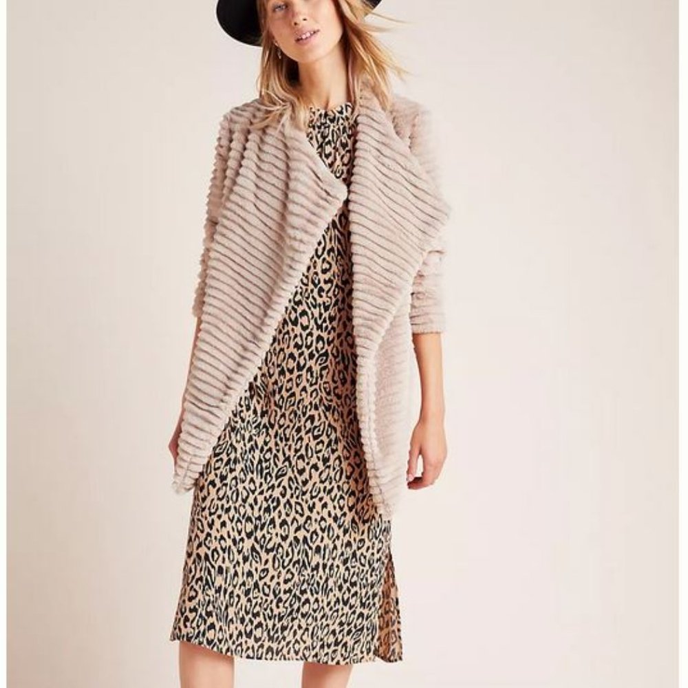 Anthropologie faux fur coat: Perfect condition